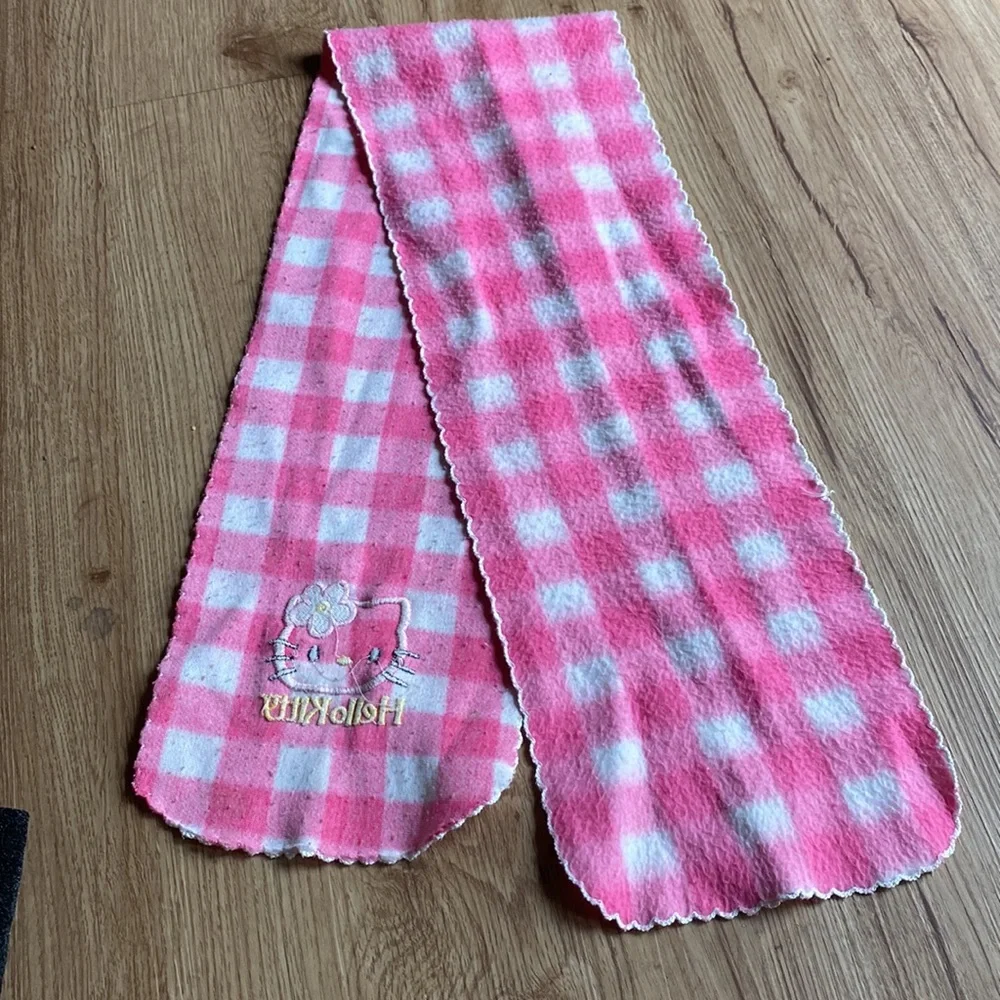 Hello kitty mini pink white plaid scarf